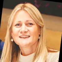 Fiona Ross