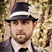 Aaron Linville