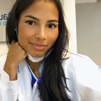 Adrielly Ribeiro