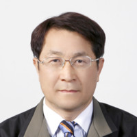 Young Joon (James) Lee