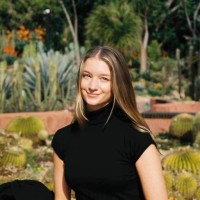 Lara Mello-Ryan