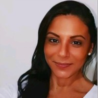 Paula Mello