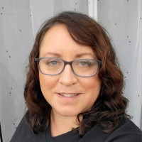 Lizzie Dennis
