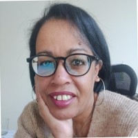 Fatma Djellabi .