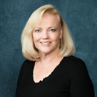Lynne Russell