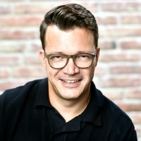 Robin Schuster