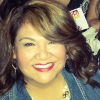 Gloria Menchaca
