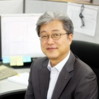 Seong Ju Lee