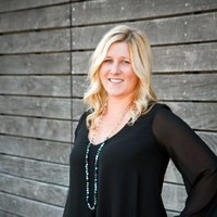 Louellen Smith