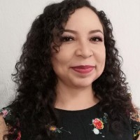 Sandra Briones