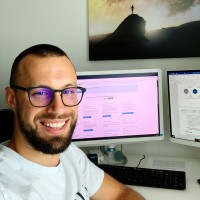 Ákos Tőzsér