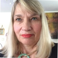 Nadine Scandinaro