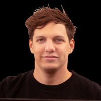 Oliver Lott
