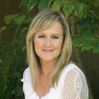 Wendy White