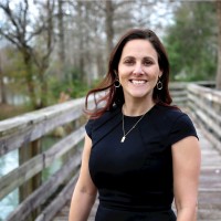 Melissa H Llewellyn