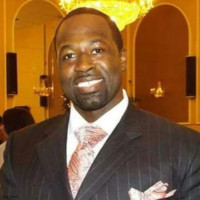 Rev. Sean Curry