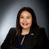Iris P.