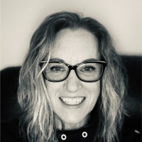 Tracey MacRae