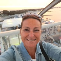 Cindy Bron