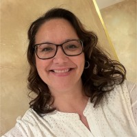 Nicole St-Denis Pilon, CHRP