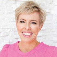 Carolyn Zeller