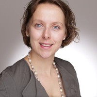 Esther Brandt - Den Boer