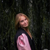 Anouk L