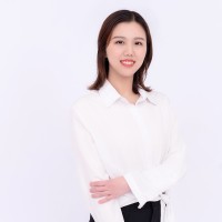 Julia Sze