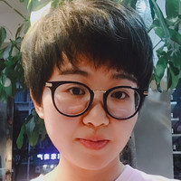 叶露露