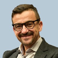 François B.