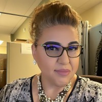 Laura Pineda - Valenzuela