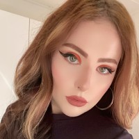 Jasmine Van Den Berg