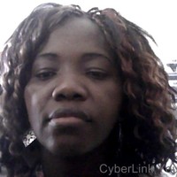 lyne Okouma