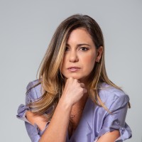 Carina Bernardes