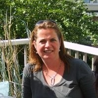 Angela Van Leest