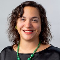 Daniela Gilbert, Mpa