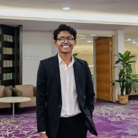 Luqman Hakim E.