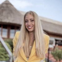 Eszter Ullar