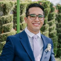 Isaac Dueñas