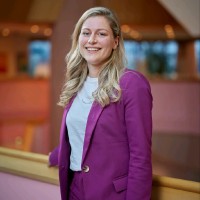 Yvonne Veenstra