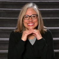 Lois Campbell