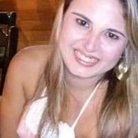 Monique Ribeiro