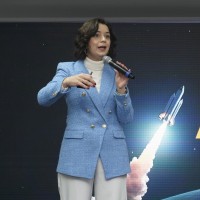 Elaine Sefrian Peinado