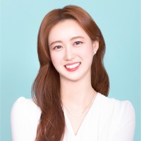 Miley Minyoung Lee