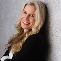 Corinna Strobel
