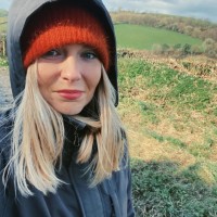 Simone Heather