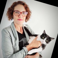 Dra. Paula Calvo