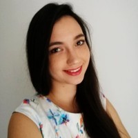 Dóra Szuromi