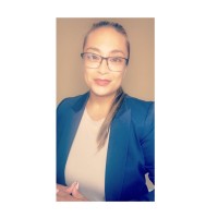 Dr. Nicole Salas