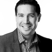 Roberto Flores